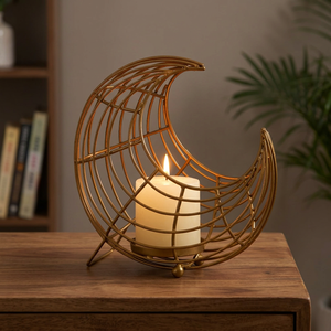 Portavelas de Metal con forma de luna de latón AK en acentos decorativos con acabado dorado para acentos de decoración de mesa/Decoración de Hotel - Product Image 2