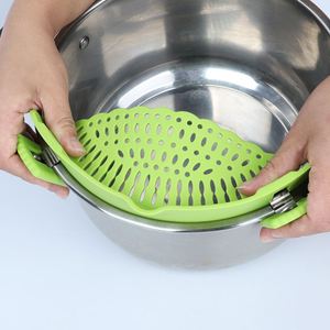 Panier de drainage multifonctionnel en silicone pour la cuisine domestique, passoire pour le lavage des légumes, vente en gros - Product Image 1