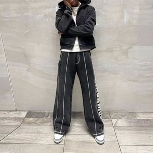 Ensembles de survêtements en coton délavé à l'acide avec patchs brodés, fermeture éclair, pantalon cargo évasé et sweat-shirt - Product Image 4