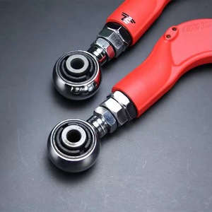 Bras de suspension usiné sur mesure par CNC, en acier inoxydable et alliage d'aluminium, composant de châssis automobile - Product Image 4