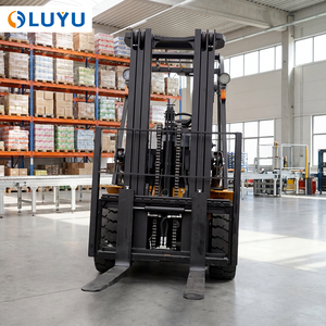 Premium 2,5 ton diesel heftruck met interne verbranding, hydraulische transmissie en zijdelingse verschuiving. Kubota heftruck verkoop. - Product Image 3