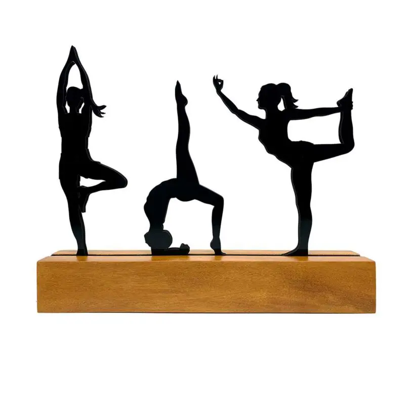 Nobile produttore personalizzato taglio acrilico nero con Base in legno Logo personalizzato premi trofeo artigianato decorazione Yoga regalo aziendale