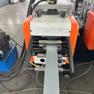 Machine combinée de poinçonnage à double station et double tête pour poutrelles CZ - Product Image 2