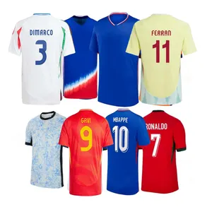 Vente en gros de maillots de football 2024 2025 maillots de football thaïlandais qualité maison loin hommes femmes enfants maillot de football uniforme personnalisé