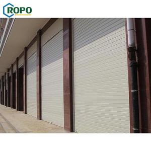 Porte <span class=keywords><strong>de</strong></span> <span class=keywords><strong>garage</strong></span> sectionnelle à panneau roulant électrique moderne Offre Spéciale - Product Image 4