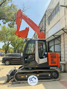 Mini-excavatrice Hitachi ZX70U d'occasion, moteur Cummins d'origine japonaise, type chenille, modèle 2024, machine multifonctionnelle à moteur central - Product Image 2