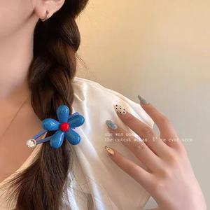 กิ๊บติดผมลายดอกไม้สีฟ้า ดีไซน์เรียบง่าย น่ารัก สไตล์หวานๆ สำหรับผู้หญิง แฟชั่นเครื่องประดับผม ขายส่ง ปี 2026 - Product Image 4