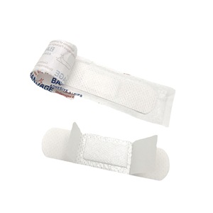Pansements en gel de silicone non tissé en maille blanche, fabriqués en usine. Pansement en silicone respirant, hémostatique et hypoallergénique - Product Image 4