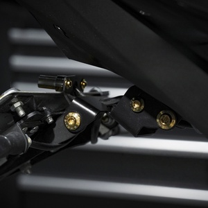 Vis de frein de moto lumineuses RVB de qualité GR5, finition PVD, vis à tête hexagonale en acrylique, quincaillerie de personnalisation pour moto - Product Image 2