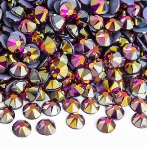 OLeeya 2088 Strass Premium en Cristal Thermocollants à Dos Plat, 8 Pierres Grandes, 8 Pierres Petites, 16 Facettes, Tailles SS10-SS30 pour Bricolage, Artisanat et Décoration d'Ongles - Product Image 5
