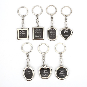 Metal <b>Keychain</b> <b>Custom</b> Photo Frame Zinc Alloy Durable Gift For Personal Use - Product Image 2