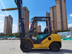 Small <b>Forklift</b> Used Komatsu 30 Diesel 3 Ton <b>Forklift</b> Japan Warehouse Lifting Machine Cargo Secondhand Komatsu 30 20 <b>Forklift</b> - Product Image 1