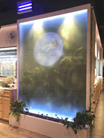 Fontaine cascade au sol d'intérieur personnalisée avec plantes artificielles mur d'eau en verre pour restaurant ornements de jardin