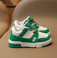 Vente en gros 2025 Baskets pour enfants pour filles et garçons Semelle en caoutchouc Chaussures décontractées cool Chaussures Sneaker