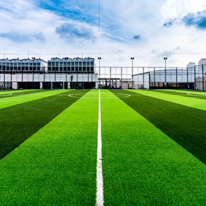 Césped Artificial para Cancha de Fútbol, Polietileno, Altura de la Pila de 50 mm, Ancho de 4.0 m, Duradero, Alta Densidad, Uso Deportivo, Color Verde - Product Image 1