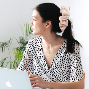 Coleteros de Seda 100% Personalizados con Logotipo, Extra Grandes, Suaves y Lisos, Accesorios para el Cuidado del Cabello Sin Daños, para Moda y Sueño - Product Image 5