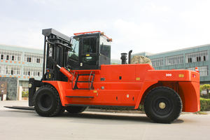 מלגזה דיזל בעלת מנוע בעירה פנימית 15 טון, 25 טון, <span class=keywords><strong>20</strong></span> טון, תורן למכולות, תיבת הילוכים הידראולית, שטח שטח, גובה הרמה 3.5 מטר-6 מטר - Product Image 2