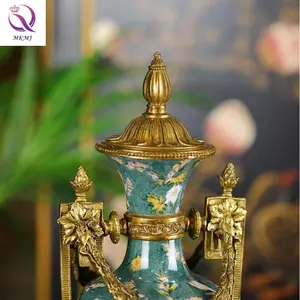 Exposiciones de Diseño de Interiores antiguas Productos decorativos de bronce Adornos de cerámica Accesorios Decoración para el hogar