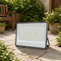 Projecteur LED extérieur étanche IP66 200W en aluminium léger haute luminosité pour entrepôt et jardin