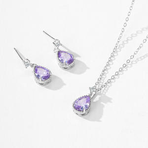Conjunto de Collar y Pendientes de Plata de Ley S925 con Colgante de Lágrima en Color Morado Claro - Joyería Elegante y Minimalista de Alta Gama - Product Image 3