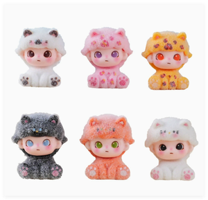 Resin Miniature Bear and Cat Garden Landscape Figurine Kit