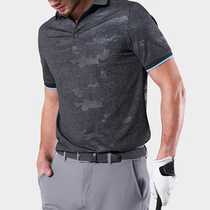 T-shirt polo de golf gris à motif de vêtements de golf et imprimé camouflage personnalisé pour hommes - Product Image 1