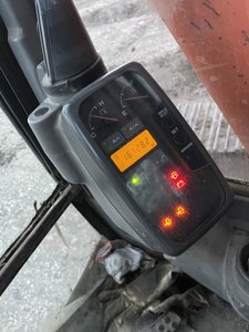 Excavatrice d'occasion Hitachi ZX200-6 ZX200-3 ZX200-3G ZX200-5G ZX200-5A, construction robuste, excellente puissance de rupture, moteur puissant - Product Image 2