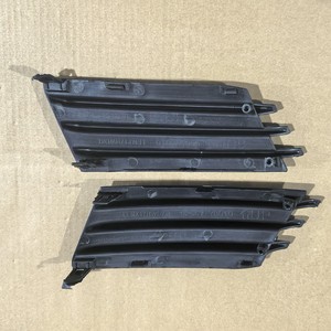 Grille inférieure du pare-chocs arrière Toyota NX200 52567-78010 52568-78010 Pièce de rechange ABS pour les modèles 2018-2021 - Product Image 4
