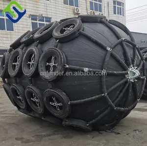 Florescence D2.5L5.5m Pneumatic Rubber Fenders With Aircraft Tyres And Chain Net