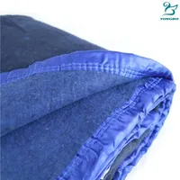 Couverture en polaire douce et épaisse brossée pour avion Couverture portable tricotée personnalisée en laine recyclée bon marché Polyester/acrylique de couleur personnalisée