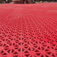Günstiger Preis 100% Neuer PP Synthetischer Ineinandergreifender Outdoor-Sportplatz Basketball-Bodenbelag Verschleißfest für Hotel-Basketballplätze