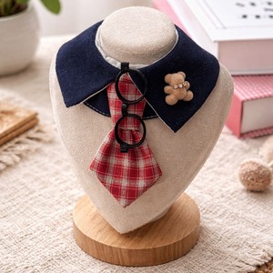 Bavoir pour animaux de compagnie, chien et chat, en jean bleu à carreaux, avec cravate réglable, accessoire photo de dessin animé - Product Image 1