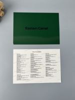 Ensemble de pochettes pour cartes et cartes d'information en carton blanc personnalisé avec logo en feuille d'or noir pour l'emballage de marques de vêtements