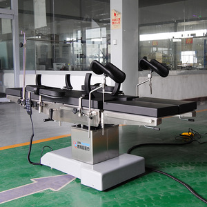 Mesa de Operaciones Eléctrica D2 en Forma de T, Mesa Quirúrgica Multifuncional para Urología con Certificación CE - Product Image 3