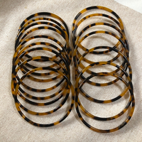 Bracelet jonc simple en écaille de tortue pour femme