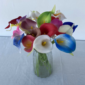 Fleur artificielle en caoutchouc souple Suzume Ii, mini calla lily de 33 cm, pour la décoration intérieure et les accessoires de photographie - Product Image 3