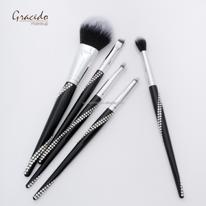 Juego <span class=keywords><strong>de</strong></span> Brochas <span class=keywords><strong>de</strong></span> <span class=keywords><strong>Maquillaje</strong></span> Profesionales Tipo S con Diamantes, 5 Brochas + 2 Esponjas para Polvo, Mango <span class=keywords><strong>de</strong></span> Madera, Ideal para Viajes, Personalización <span class=keywords><strong>de</strong></span> Fábrica - Product Image 4