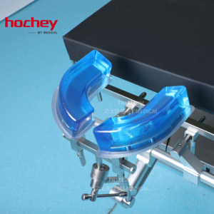 Tavolo Operatorio MT MEDICAL con Supporto per Testa a U e Tre Porta-Aghi Mayfield per Chirurgia Neurologica - Product Image 1