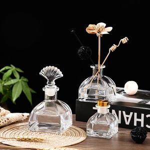 ขวดแก้วใสแบบคริสตัลขนาด 50 มล. 100 มล. 150 มล. สำหรับน้ำหอมปรับอากาศแบบรีฟิล พร้อมฝาปิด ตัวอย่างสินค้าฟรี - Product Image 4