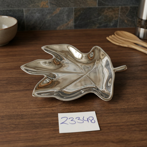 Plateau de service en forme de feuille pour hôtel - Plateau en métal laiton en forme de feuille |   Plateau de service décoratif en feuille d'or pour le service en chambre des restaurants - Product Image 1