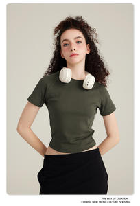 เสื้อยืดครอปท็อปผู้หญิงสไตล์สตรีทแวร์ พิมพ์ลาย คอกลม แขนสั้น ผ้าฝ้าย ทรงหลวม ไม่ยับ ระบายอากาศดี สีดำ สีขาว รับผลิตตามแบบ OEM - Product Image 4