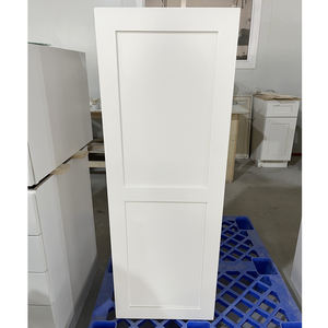 خزانة مطبخ ذات إطار أبيض مؤطر بمعايير أمريكية من طراز - Product Image 6