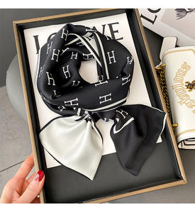 夏季数码印花奢华女士涤纶围巾定制印花个性化150 * 15厘米长方形100% 缎面丝绸头巾围巾 - Product Image 5