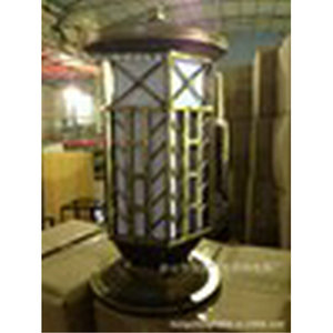 Luminaire de poteau en bronze avec abat-jour en verre IP54 pour extérieur, montage encastré non amovible - Product Image 2