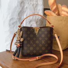 Sacs à main pour femmes au design célèbre, <span class=keywords><strong>prix</strong></span> d'usine, sacs à bandoulière en cuir rouge et noir, sacs à bandoulière élégants et originaux - Product Image 2