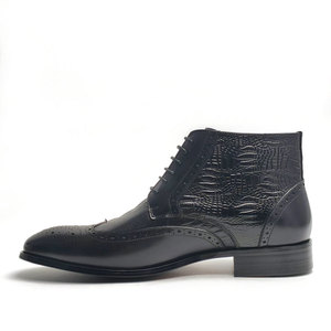 <span class=keywords><strong>Stivaletti</strong></span> Brogue da <span class=keywords><strong>Uomo</strong></span> Personalizzabili Comodi Fatti a Mano in Pelle di Vitello con Stampa Retrò e Chiusura Stringata Stivale Invernale Nero - Product Image 5