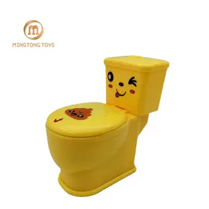 Mini closestool en forme de tour de fête en plastique d'été pulvérisation d'eau gros jouets de farces - Product Image 1