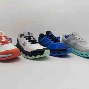 2025 nouveau Style personnalisé haut haut maille Sneaker imperméable hiver et été en plein air <span class=keywords><strong>randonnée</strong></span> bottes hommes et femmes mode Sneaker - Product Image 3