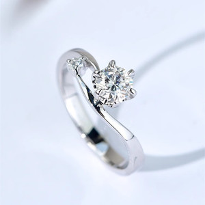 Anello da Donna Caoshi in Stile Coreano ed Europeo con Design Geometrico, Anello Lucido alla Moda per Fidanzamento, Elegante Accessorio per la Mano - Product Image 5