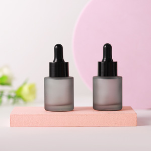 Flaconi Contagocce in Vetro di Alta Qualità 20ml Bottiglia a Spalla Piatta Stile Macaron con Tappo a Vite per Oli Essenziali e Siero per la Cura della Pelle - Product Image 5